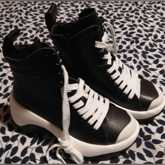 4CCCCEES Futuristic Boot, EU Size 35